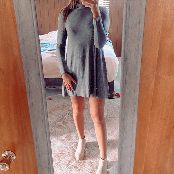 NWOT Mock Neck Swing Dress - Picture 2 of 2